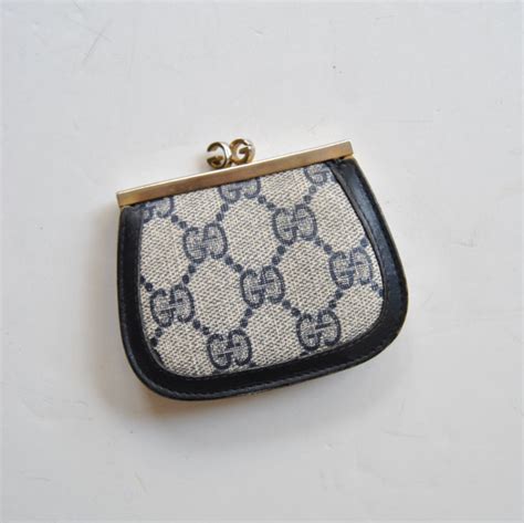 gucci small coin purse.